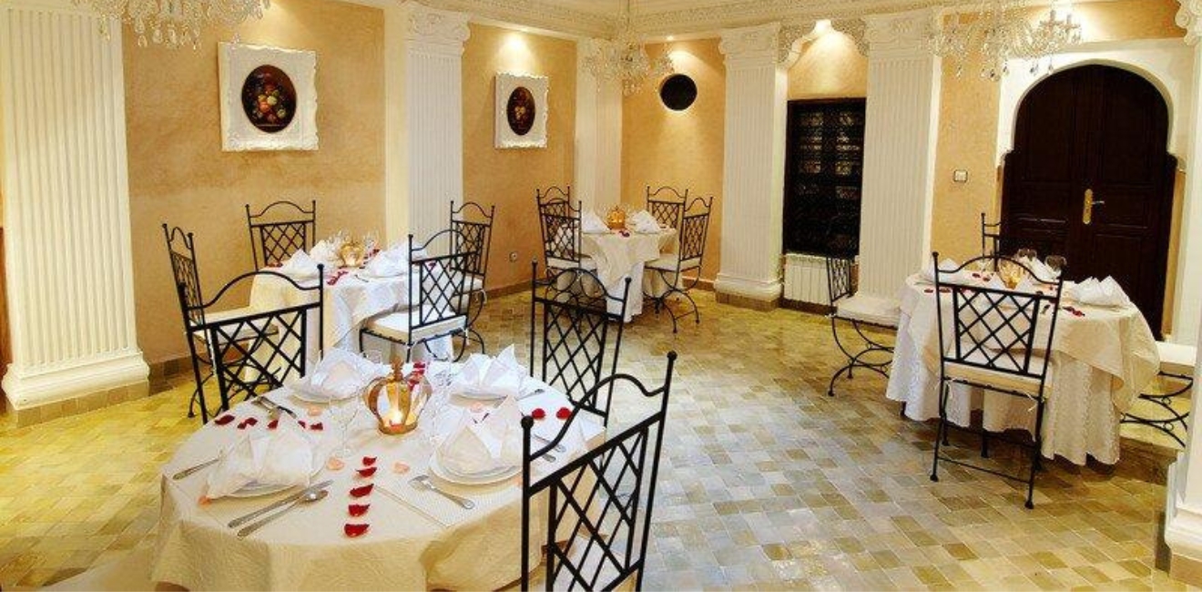 hotel-img
